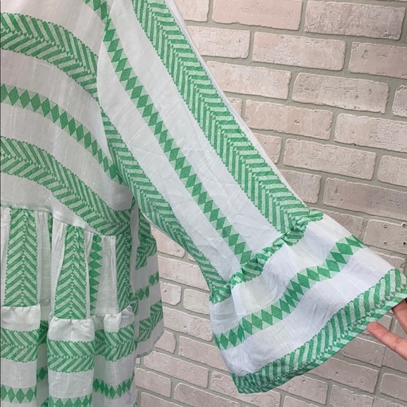Cato Green and White Geometric Blouse - Picture 2 of 4